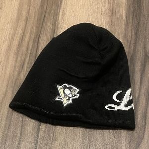 Pittsburgh Penguins Labatt Beer Winter Beanie Hat
